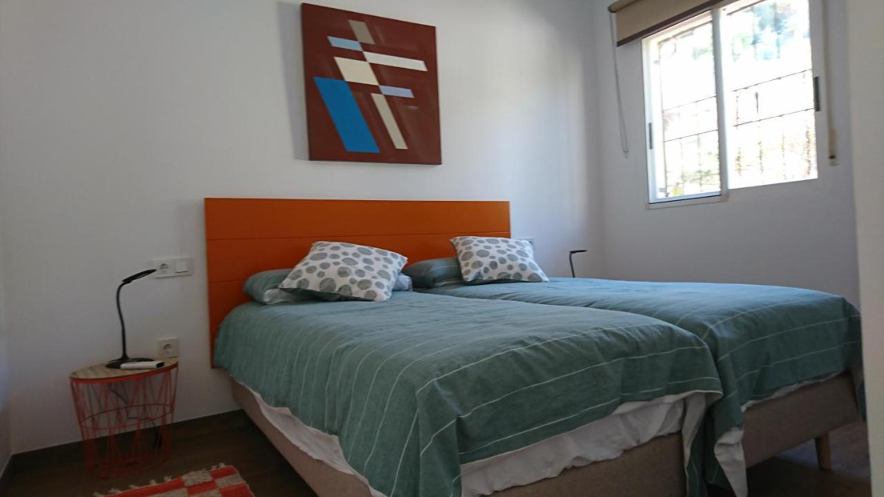 Guesthouse En Coveta Fuma- เอลกัมเปโญ ภายนอก รูปภาพ