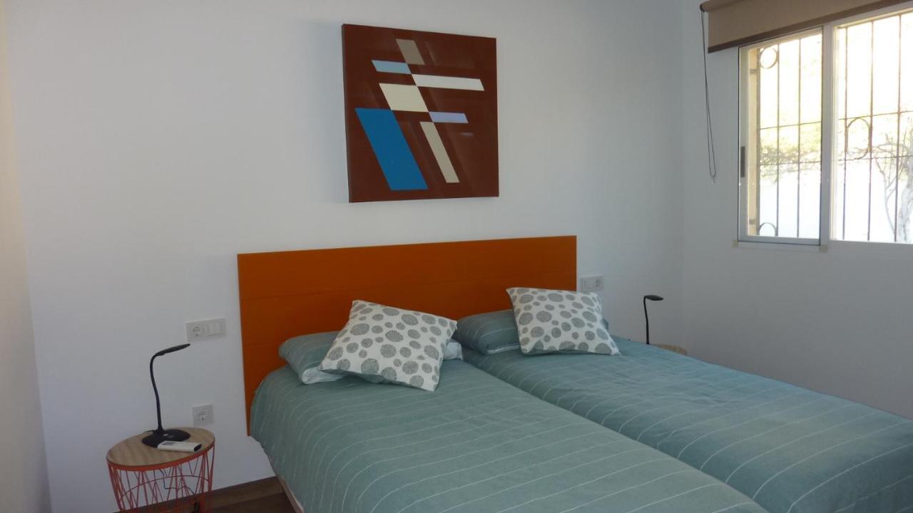 Guesthouse En Coveta Fuma- เอลกัมเปโญ ภายนอก รูปภาพ
